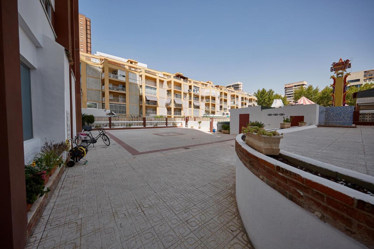 Las Palmeras 15A Appartement Benidorm Buitenkant foto